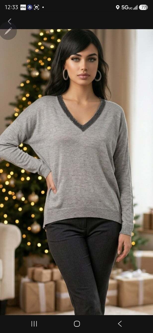 Brunello Cucinelli Womens Grey Cashmere, Silk Monili Trim V-Neck Pullover Italy